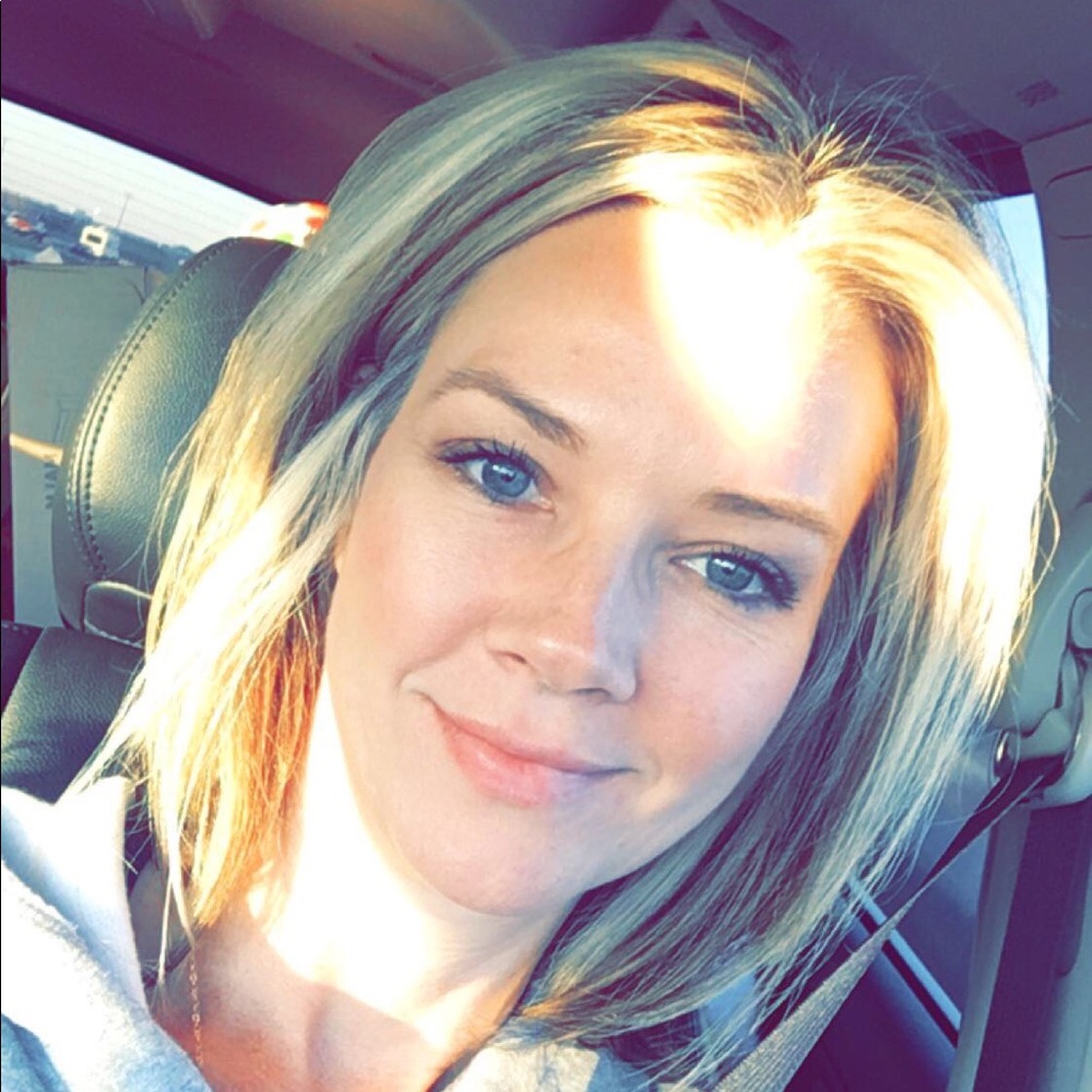 Meet your Posher, Jennifer